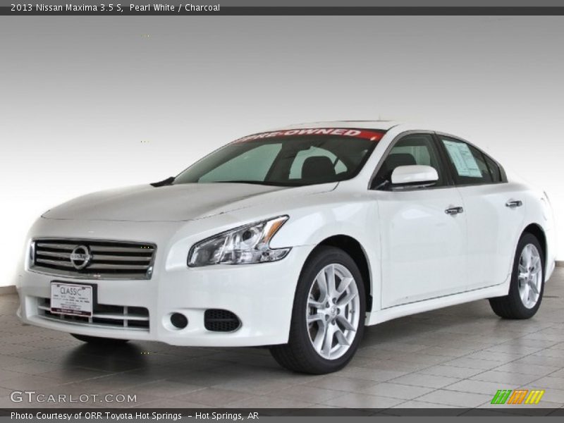 Pearl White / Charcoal 2013 Nissan Maxima 3.5 S