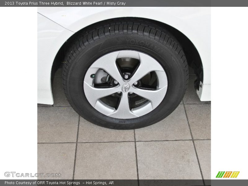 Blizzard White Pearl / Misty Gray 2013 Toyota Prius Three Hybrid
