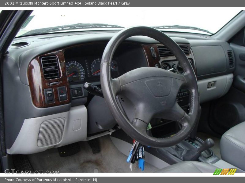 Solano Black Pearl / Gray 2001 Mitsubishi Montero Sport Limited 4x4