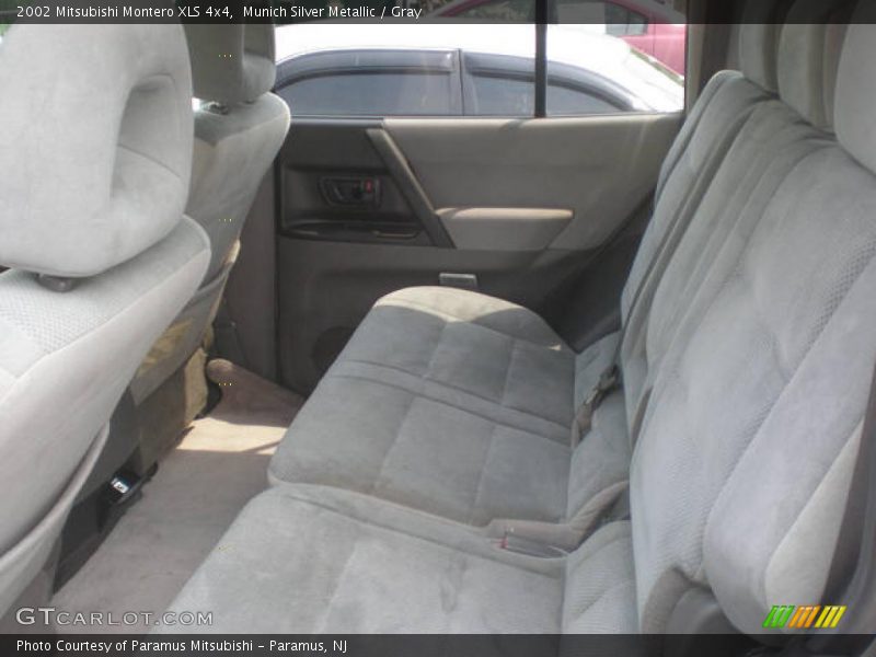 Munich Silver Metallic / Gray 2002 Mitsubishi Montero XLS 4x4