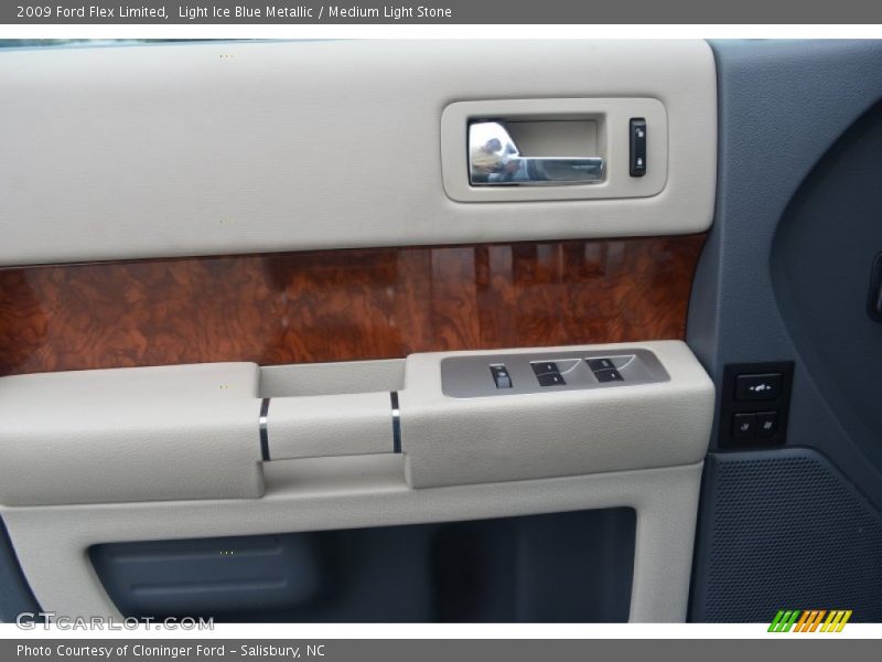 Light Ice Blue Metallic / Medium Light Stone 2009 Ford Flex Limited