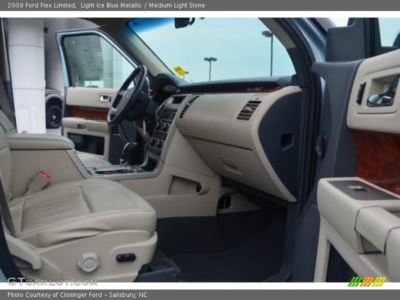 Light Ice Blue Metallic / Medium Light Stone 2009 Ford Flex Limited