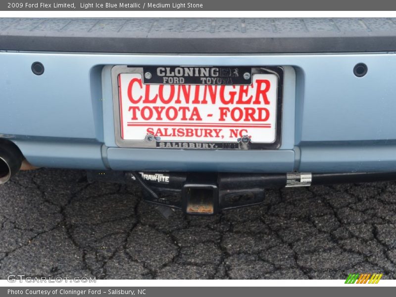 Light Ice Blue Metallic / Medium Light Stone 2009 Ford Flex Limited