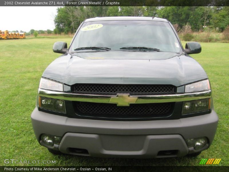 Forest Green Metallic / Graphite 2002 Chevrolet Avalanche Z71 4x4