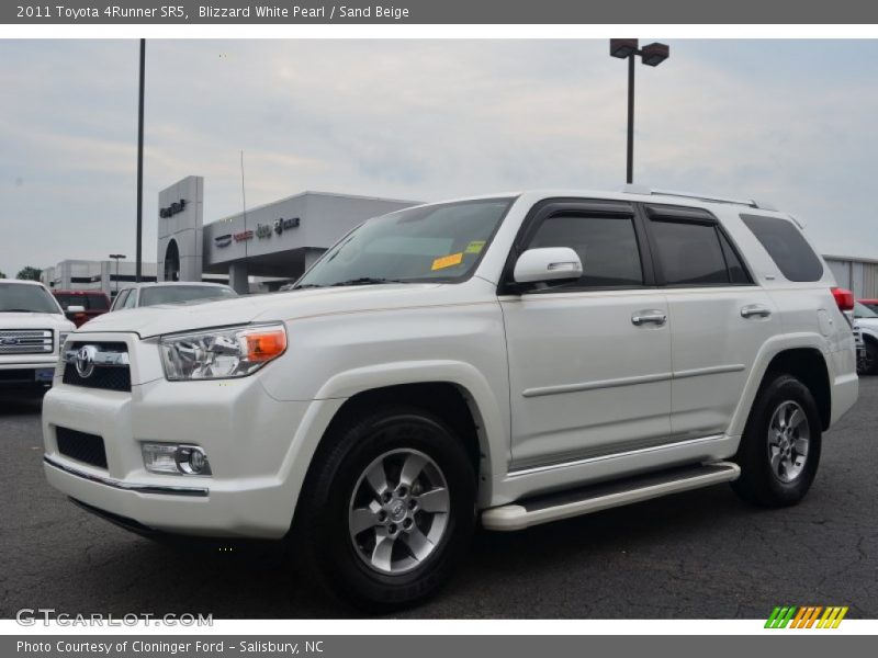 Blizzard White Pearl / Sand Beige 2011 Toyota 4Runner SR5