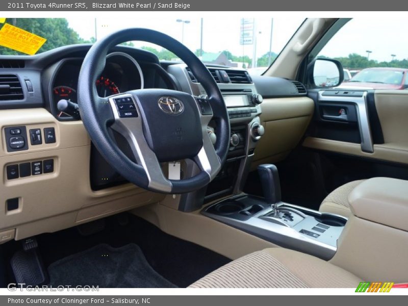 Blizzard White Pearl / Sand Beige 2011 Toyota 4Runner SR5