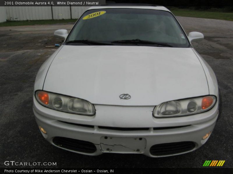  2001 Aurora 4.0 White Diamond