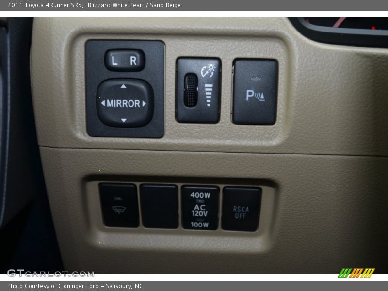 Blizzard White Pearl / Sand Beige 2011 Toyota 4Runner SR5