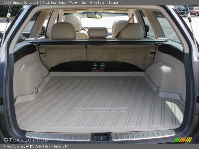 Satin White Pearl / Taupe 2006 Subaru Outback 3.0 R L.L.Bean Edition Wagon