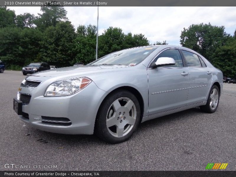 Front 3/4 View of 2010 Malibu LT Sedan