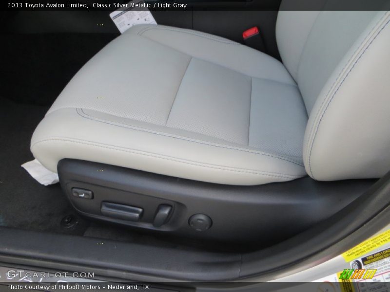 Classic Silver Metallic / Light Gray 2013 Toyota Avalon Limited