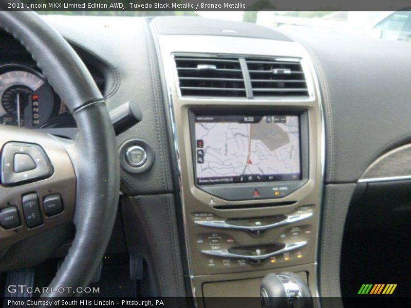 Controls of 2011 MKX Limited Edition AWD