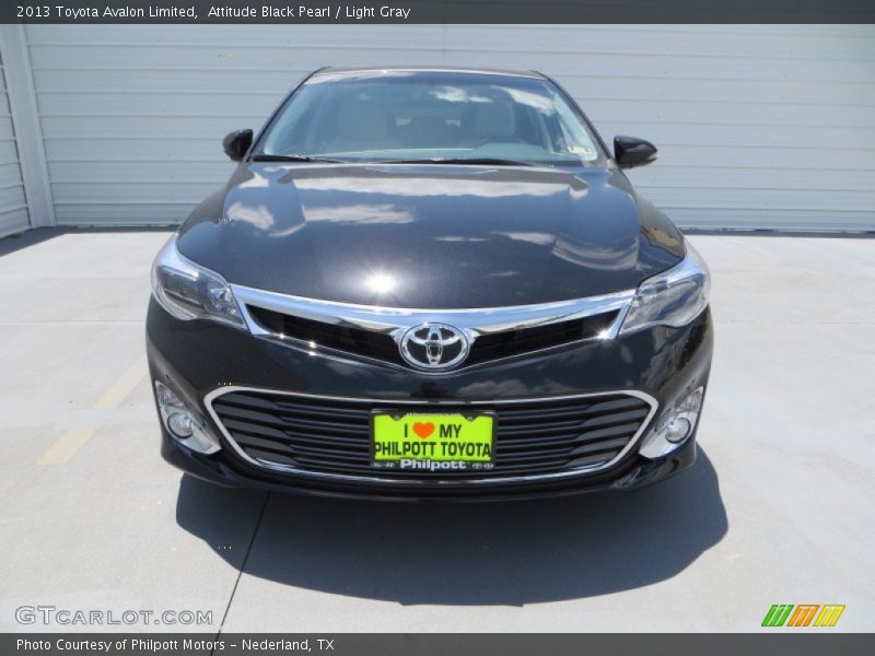 Attitude Black Pearl / Light Gray 2013 Toyota Avalon Limited