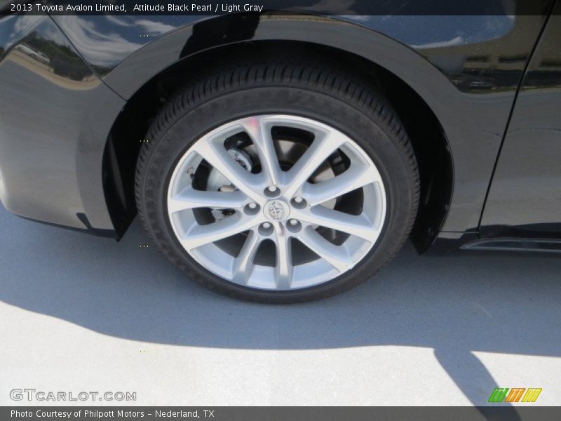 Attitude Black Pearl / Light Gray 2013 Toyota Avalon Limited