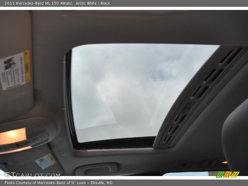 Arctic White / Black 2011 Mercedes-Benz ML 350 4Matic