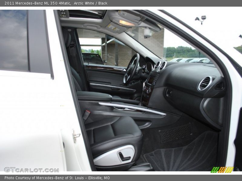 Arctic White / Black 2011 Mercedes-Benz ML 350 4Matic