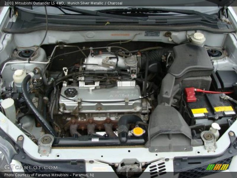 Munich Silver Metallic / Charcoal 2003 Mitsubishi Outlander LS 4WD