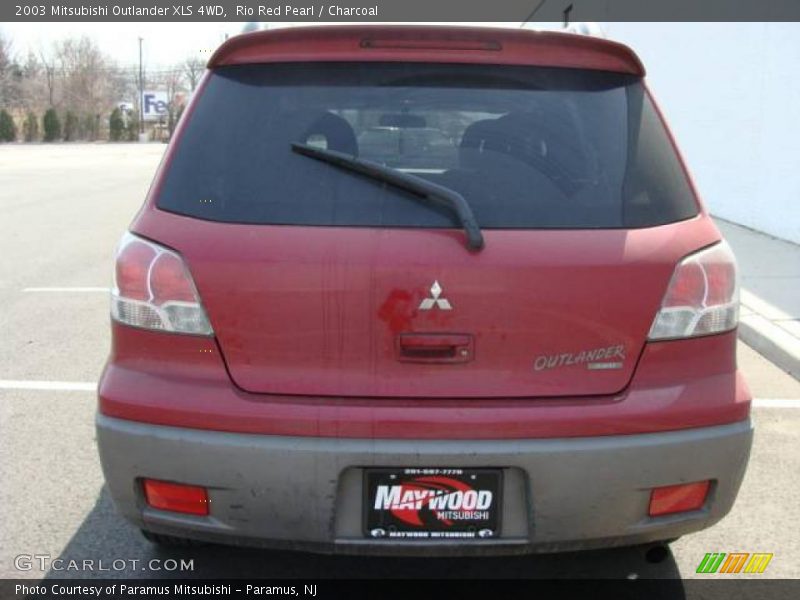 Rio Red Pearl / Charcoal 2003 Mitsubishi Outlander XLS 4WD