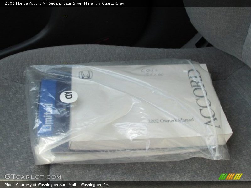 Satin Silver Metallic / Quartz Gray 2002 Honda Accord VP Sedan