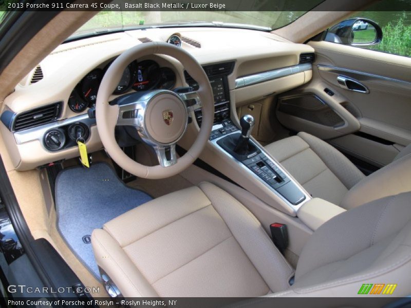 Luxor Beige Interior - 2013 911 Carrera 4S Coupe 