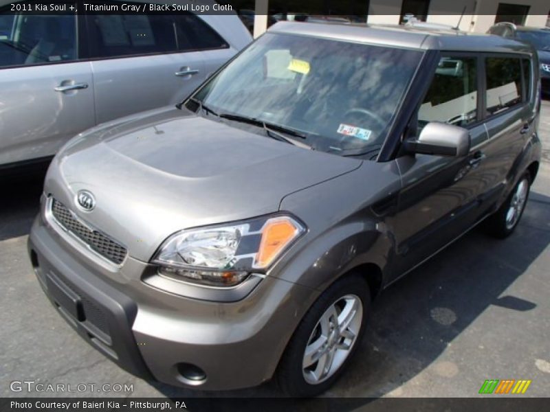 Titanium Gray / Black Soul Logo Cloth 2011 Kia Soul +