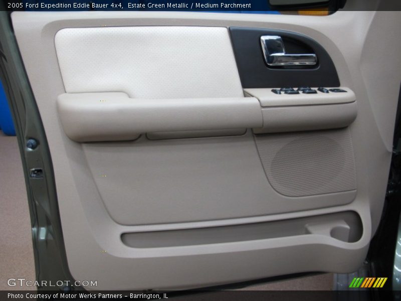 Door Panel of 2005 Expedition Eddie Bauer 4x4