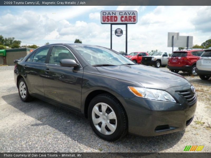 Magnetic Gray Metallic / Ash 2009 Toyota Camry LE