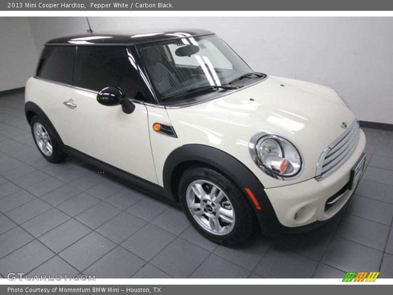 Pepper White / Carbon Black 2013 Mini Cooper Hardtop