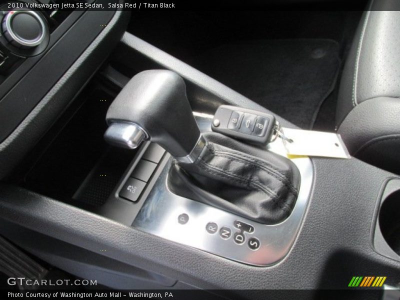 Salsa Red / Titan Black 2010 Volkswagen Jetta SE Sedan
