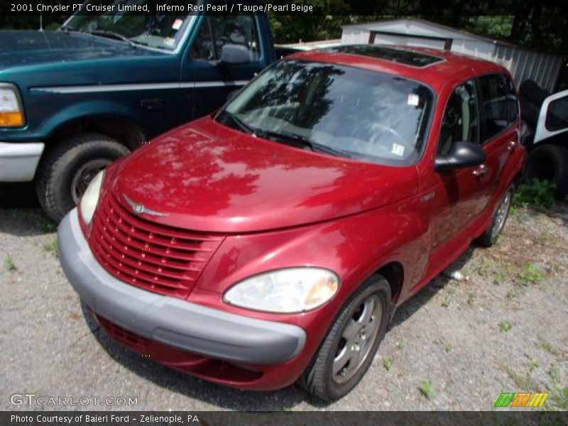 Front 3/4 View of 2001 PT Cruiser Limited