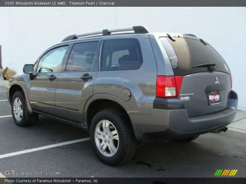 Titanium Pearl / Charcoal 2005 Mitsubishi Endeavor LS AWD