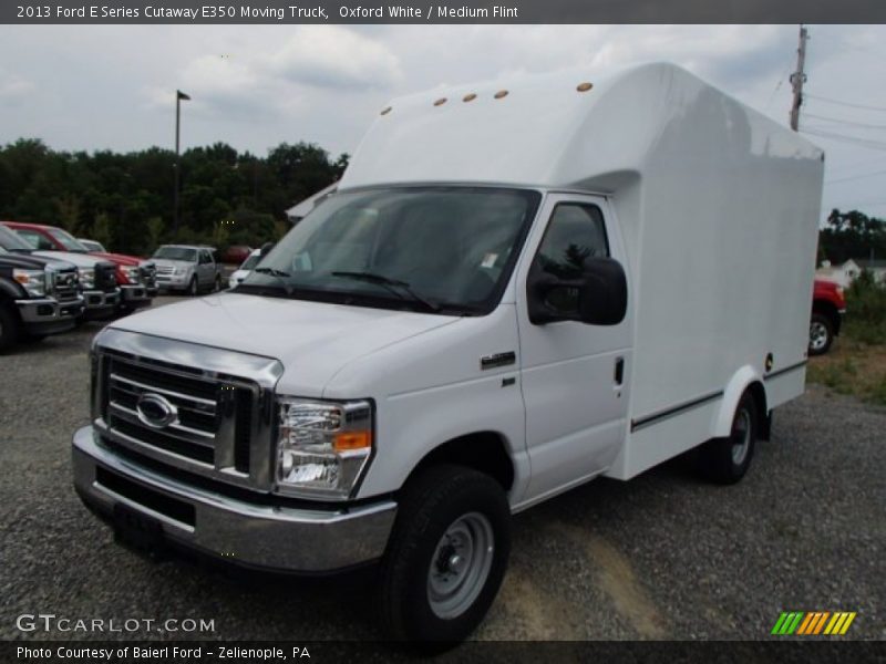 Oxford White / Medium Flint 2013 Ford E Series Cutaway E350 Moving Truck
