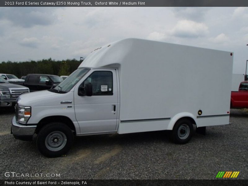 Oxford White / Medium Flint 2013 Ford E Series Cutaway E350 Moving Truck