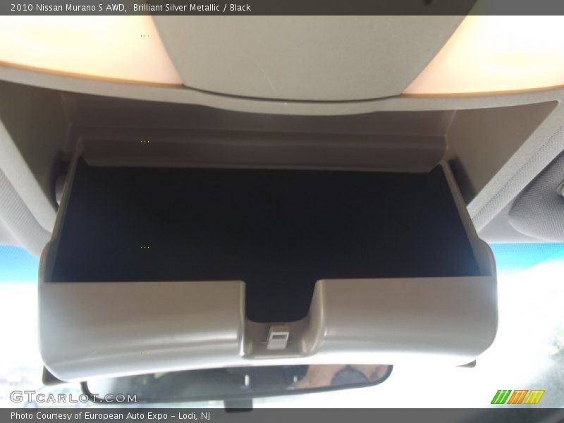 Brilliant Silver Metallic / Black 2010 Nissan Murano S AWD
