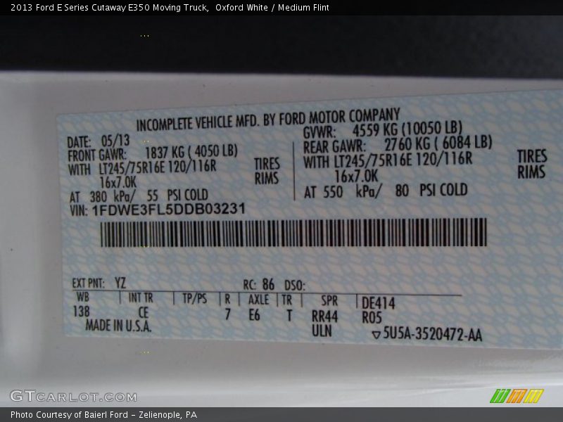 Oxford White / Medium Flint 2013 Ford E Series Cutaway E350 Moving Truck