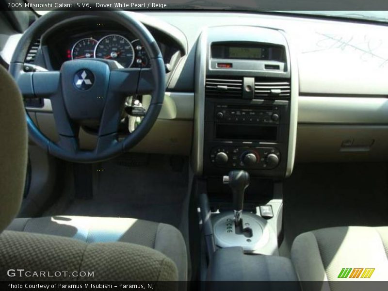Dover White Pearl / Beige 2005 Mitsubishi Galant LS V6