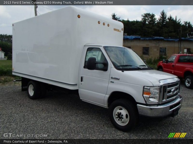 Front 3/4 View of 2013 E Series Cutaway E350 Moving Truck