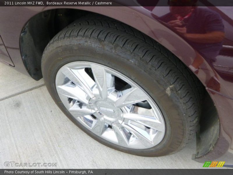 Bordeaux Reserve Metallic / Cashmere 2011 Lincoln MKZ FWD