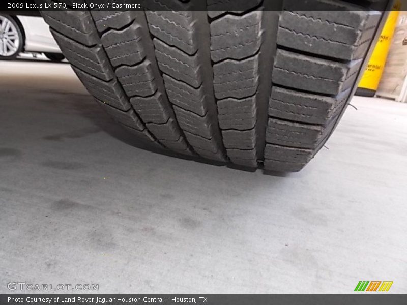 Black Onyx / Cashmere 2009 Lexus LX 570