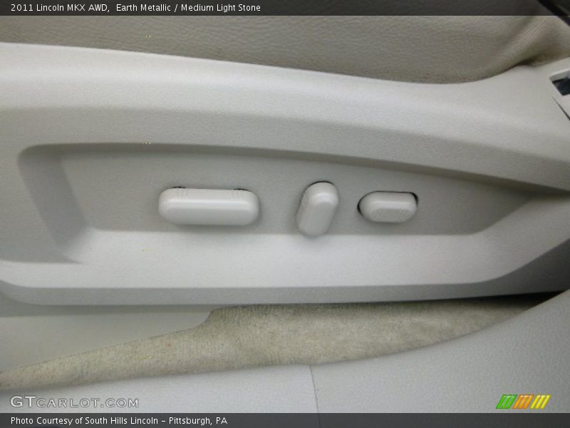 Earth Metallic / Medium Light Stone 2011 Lincoln MKX AWD