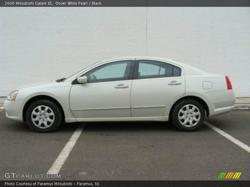 Dover White Pearl / Black 2006 Mitsubishi Galant ES