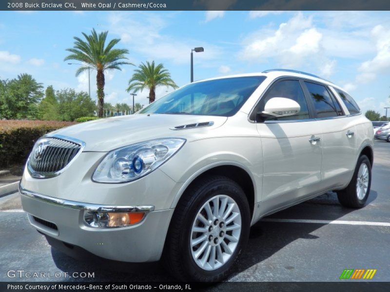 Front 3/4 View of 2008 Enclave CXL