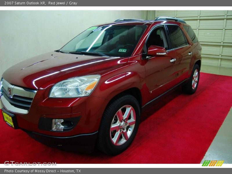 Red Jewel / Gray 2007 Saturn Outlook XR