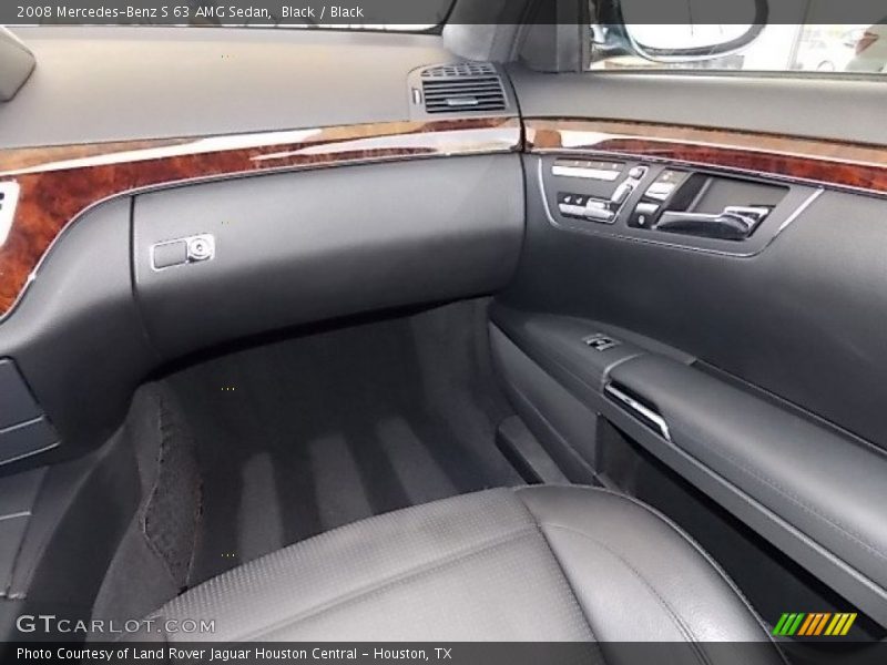 Dashboard of 2008 S 63 AMG Sedan