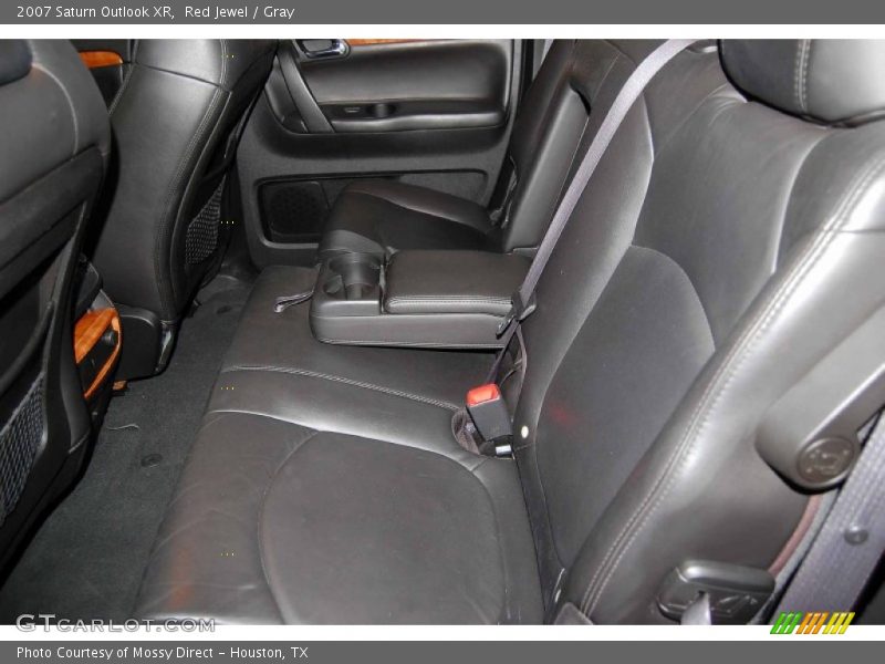 Red Jewel / Gray 2007 Saturn Outlook XR