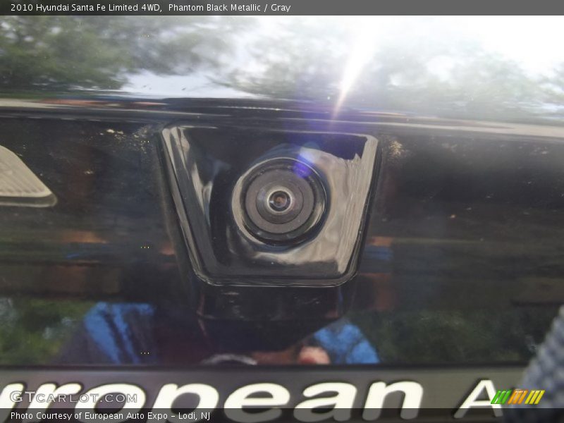Phantom Black Metallic / Gray 2010 Hyundai Santa Fe Limited 4WD