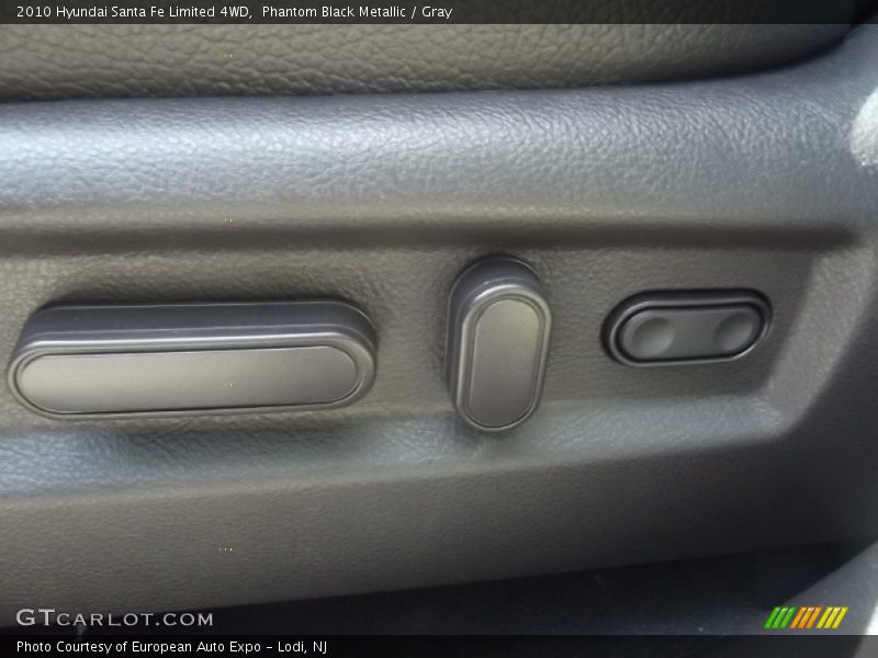 Phantom Black Metallic / Gray 2010 Hyundai Santa Fe Limited 4WD