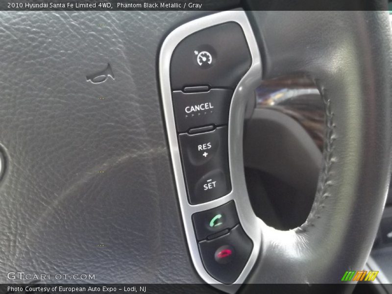 Phantom Black Metallic / Gray 2010 Hyundai Santa Fe Limited 4WD