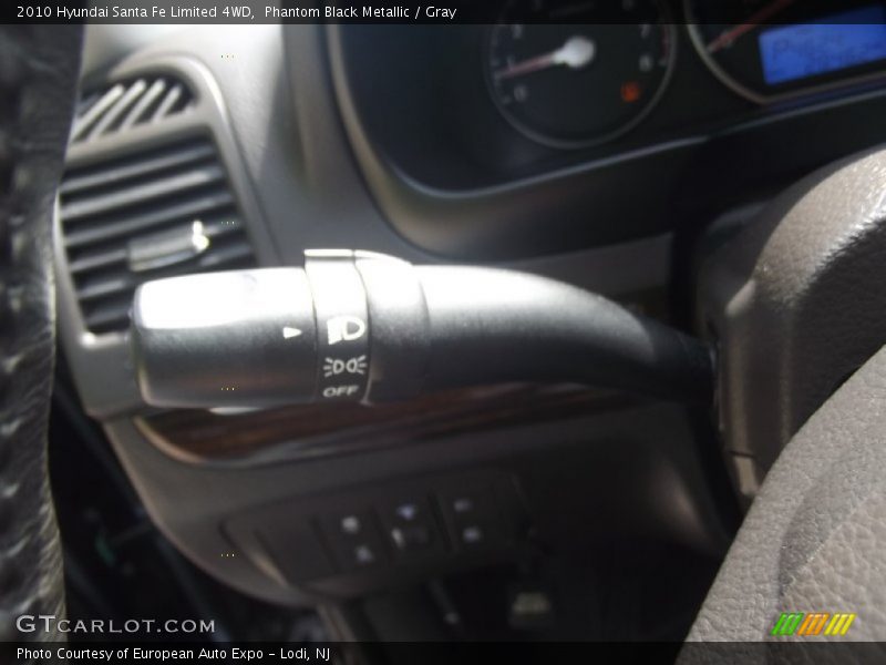 Phantom Black Metallic / Gray 2010 Hyundai Santa Fe Limited 4WD