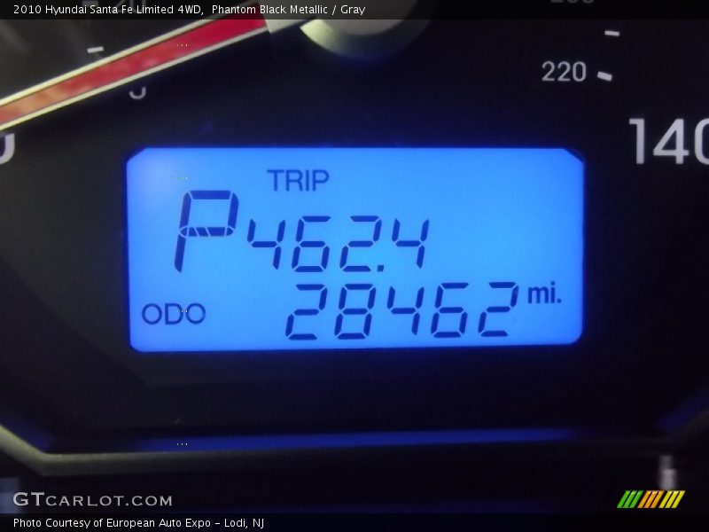 Phantom Black Metallic / Gray 2010 Hyundai Santa Fe Limited 4WD